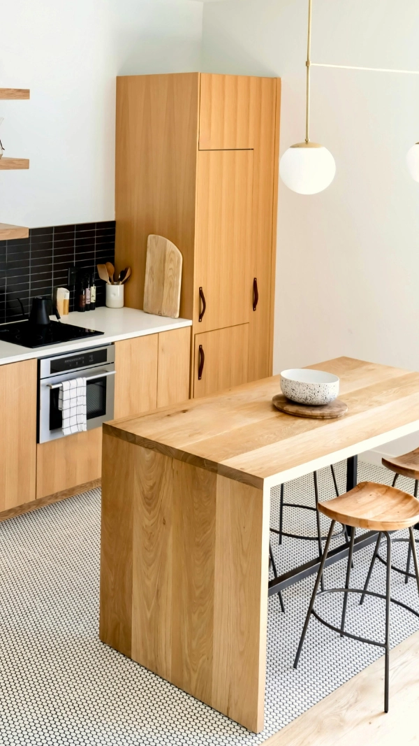 Material dan finishing furniture interior Ayune untuk hasil ruang yang rapi dan tahan pakai